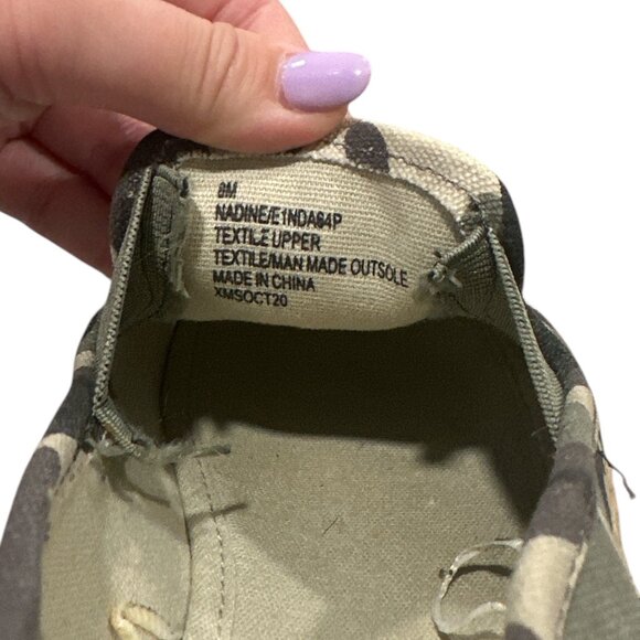 Esprit‎ Women's Camo Slip-Ons - Size 8 - Picture 4 of 4